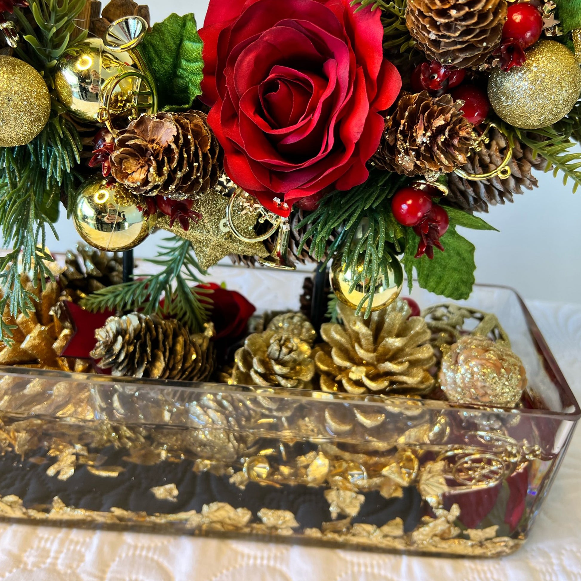 Christmas Wreath Table Centerpiece "Wreath in the Stars" - HM Grande Flora - artificial flowers Australia - luxury table decor